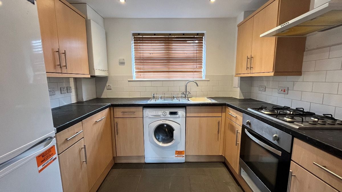 Flat Billet Lane in Greater London