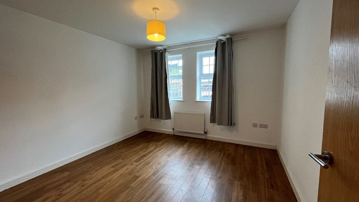 Flat Billet Lane in Greater London