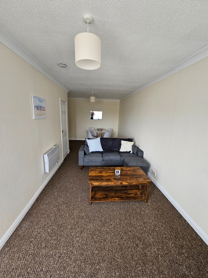 Flat Pett Level Road in Rother