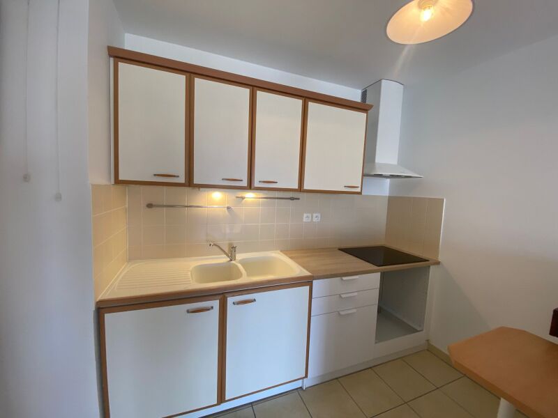 Appartement Avenue de la Tête Verte à Saint-Denis-de-l'Hôtel