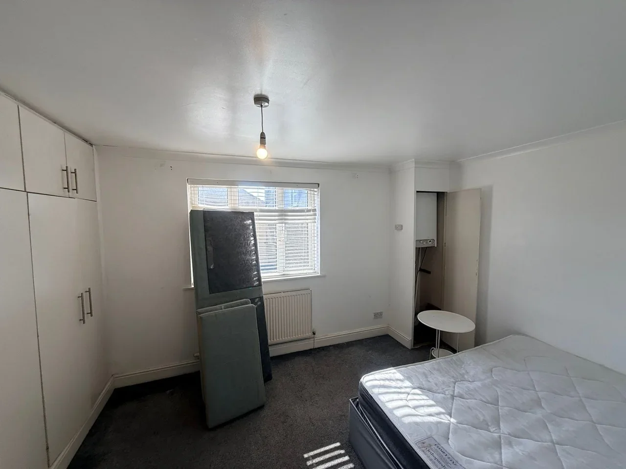 Flat Merton Road in Greater London