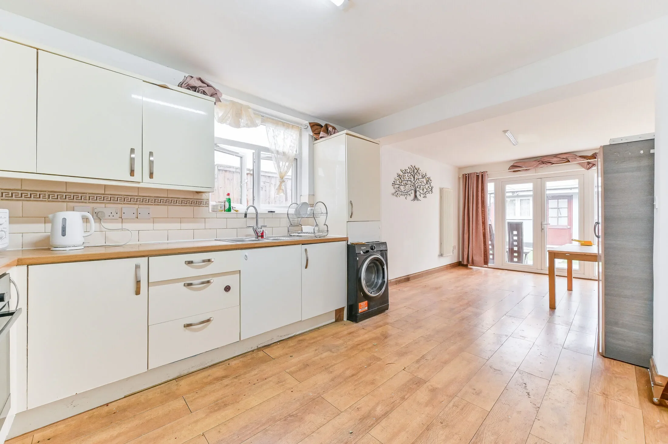 House Bensham Lane in Greater London
