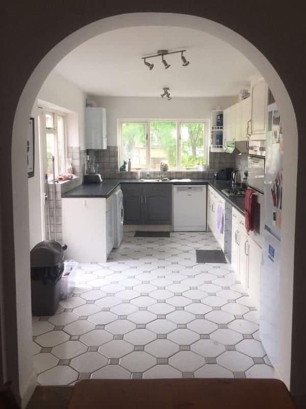 Room Tewkesbury Terrace in Greater London