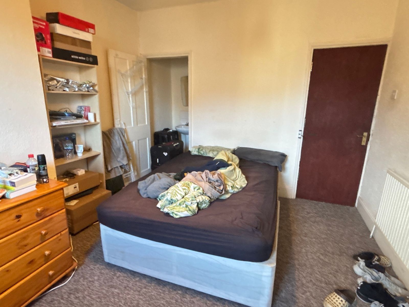 Room Gloucester Road in Bristol