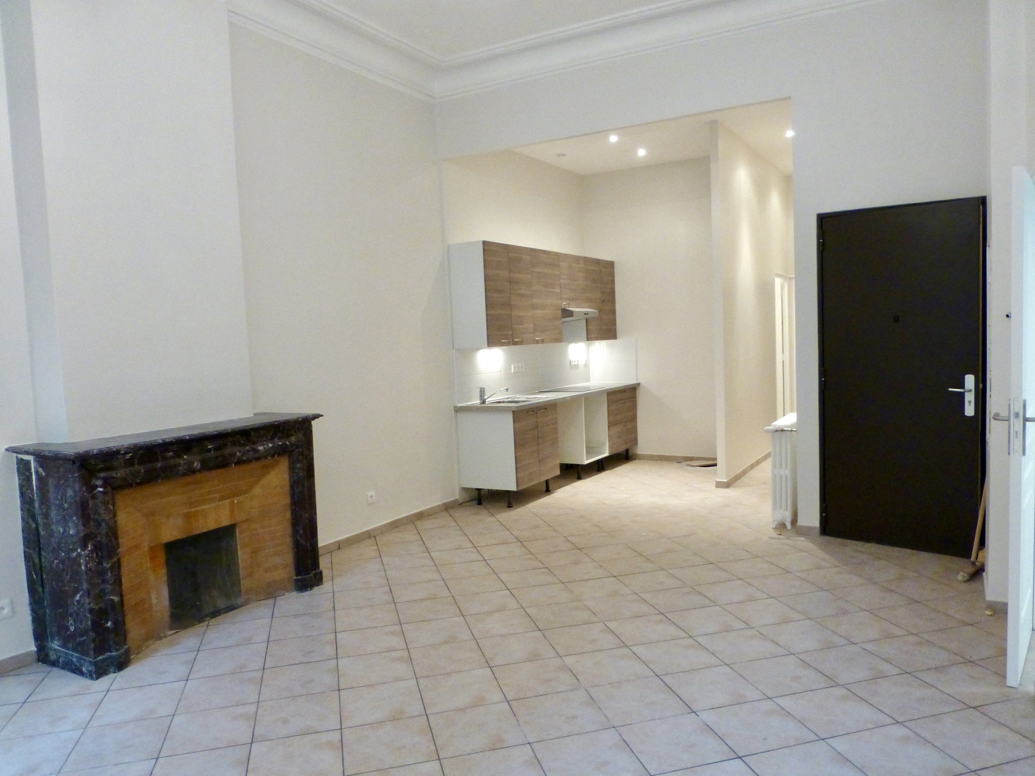 Flat Rue Marx Dormoy in Marseille