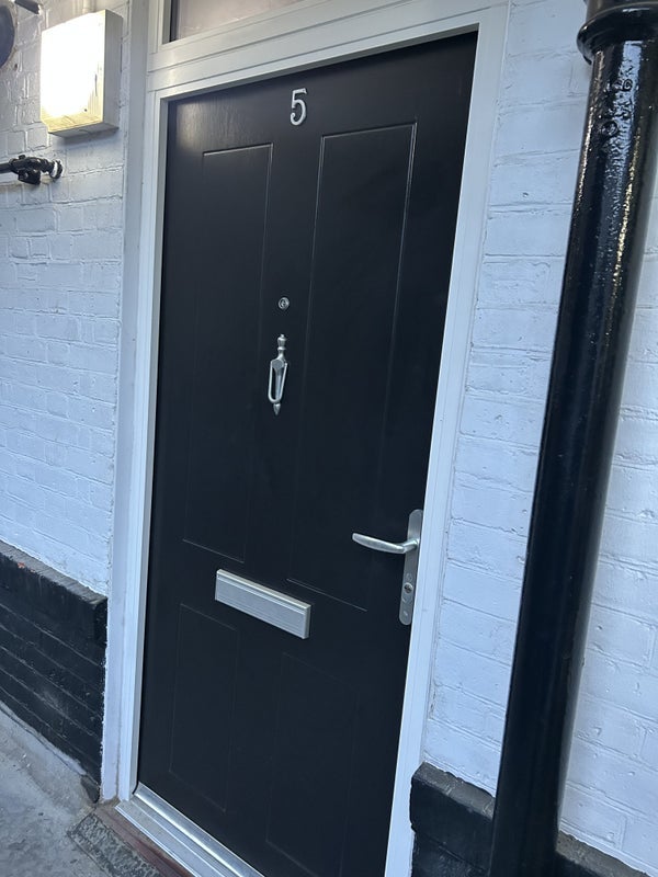 Flat Fenner Close in Greater London