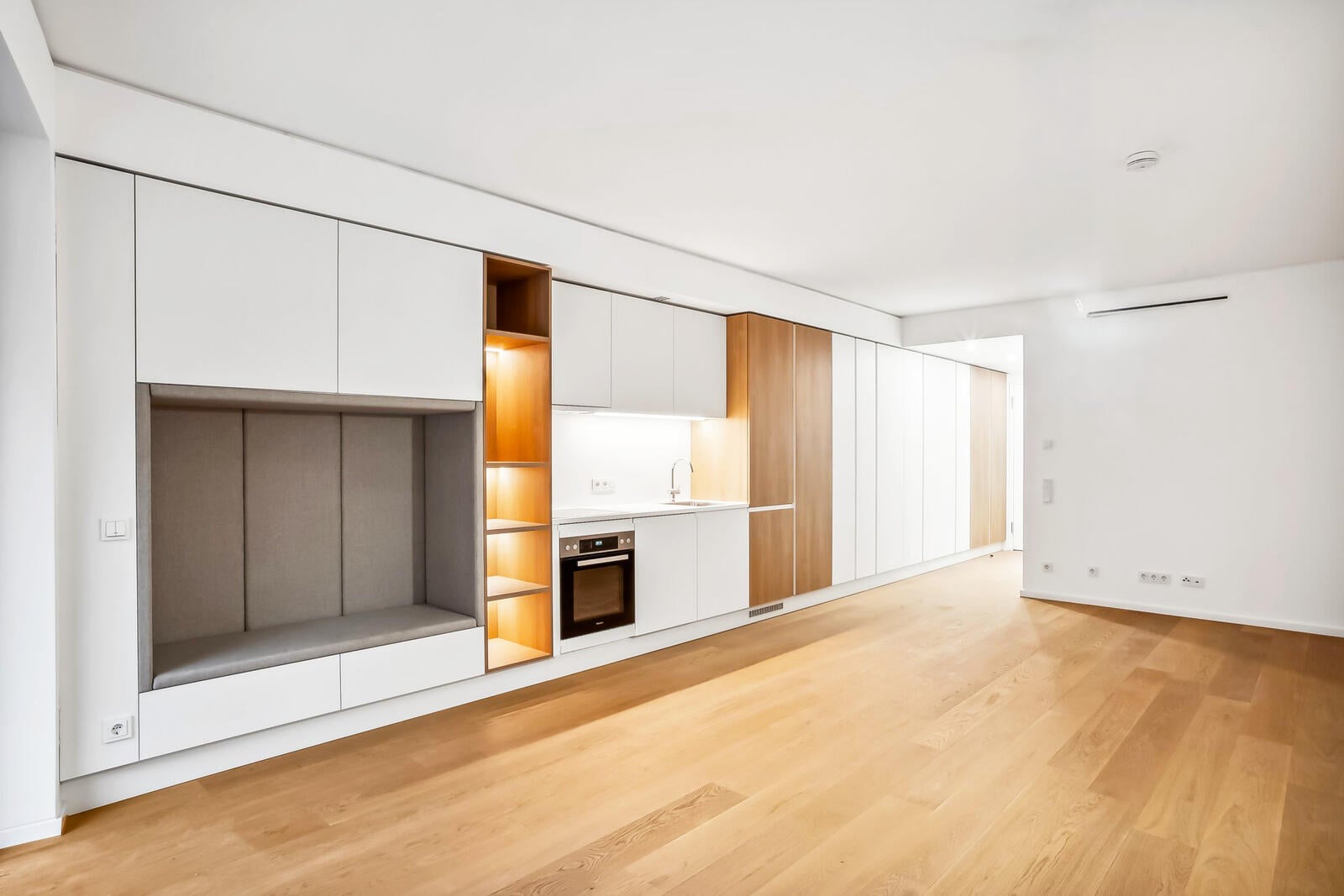 Wohnung Überseeallee in Hamburg