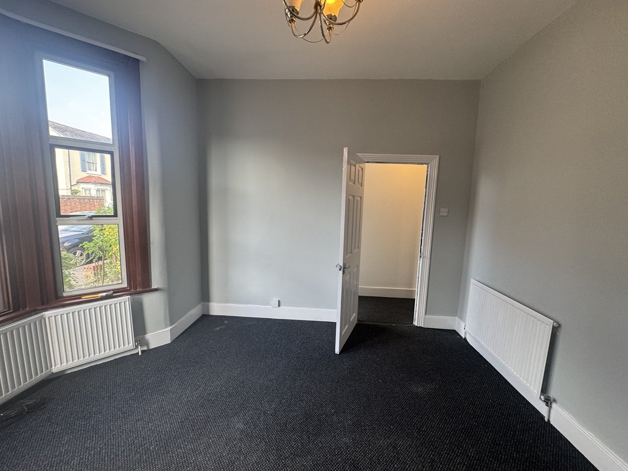 Flat Voluntary Place in Greater London