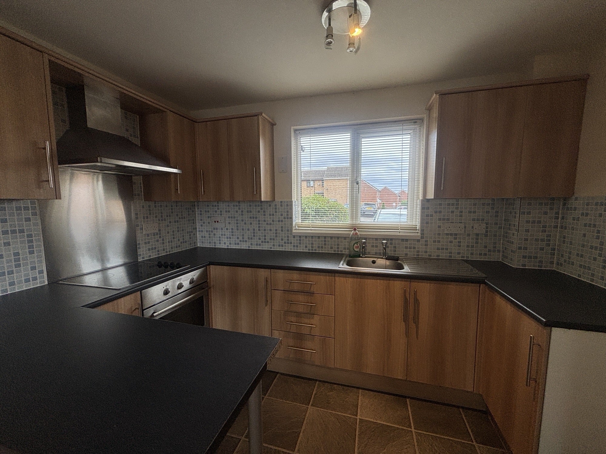 Flat Highgrove Close in Calne
