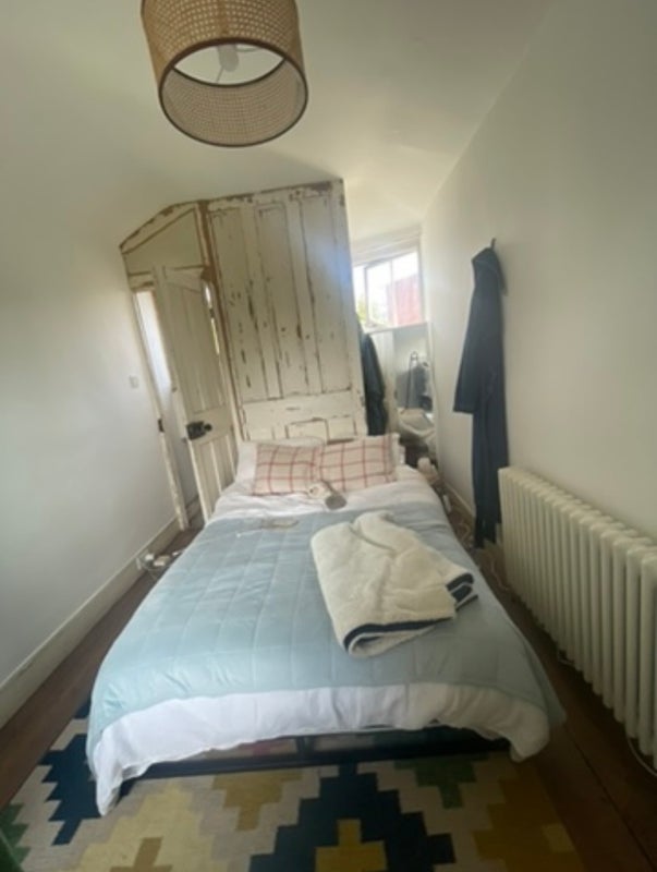 Room Peckham Park Road in Greater London