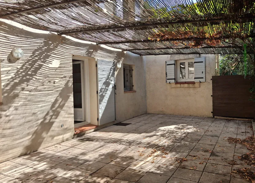 Maison Chemin des Garrigues à Rognes