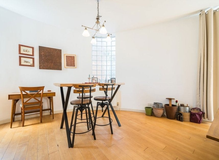 Flat Jerome Street in Greater London