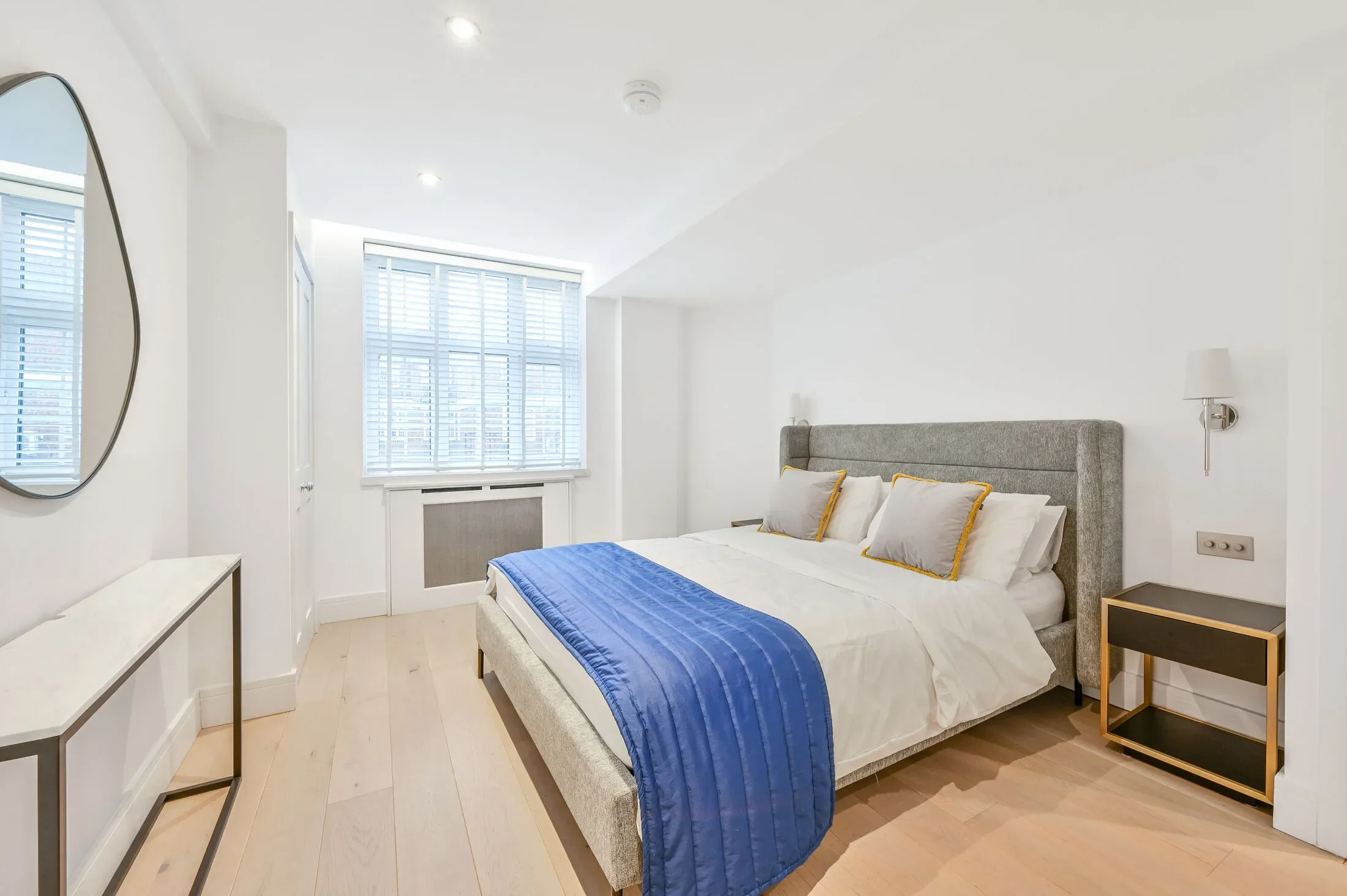 Flat Brompton Road in City of Westminster