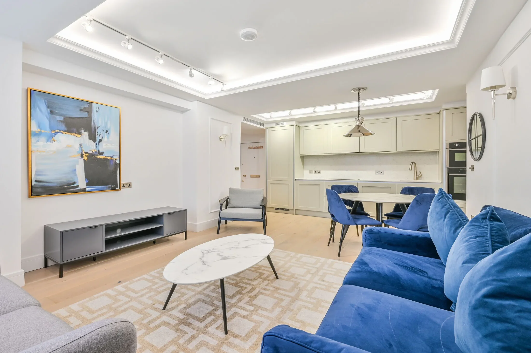 Flat Brompton Road in City of Westminster
