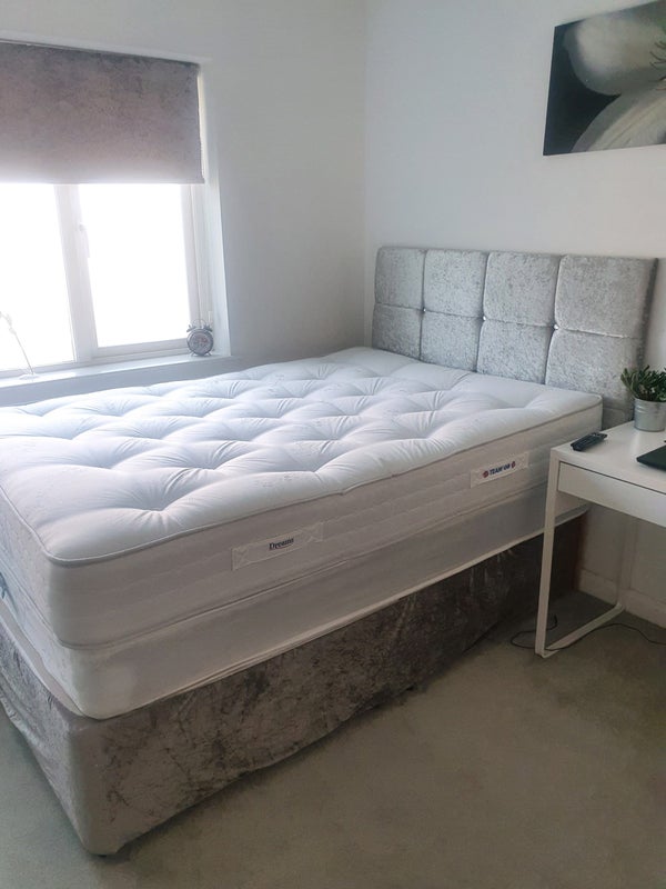 Room Darwin Road in Greater London