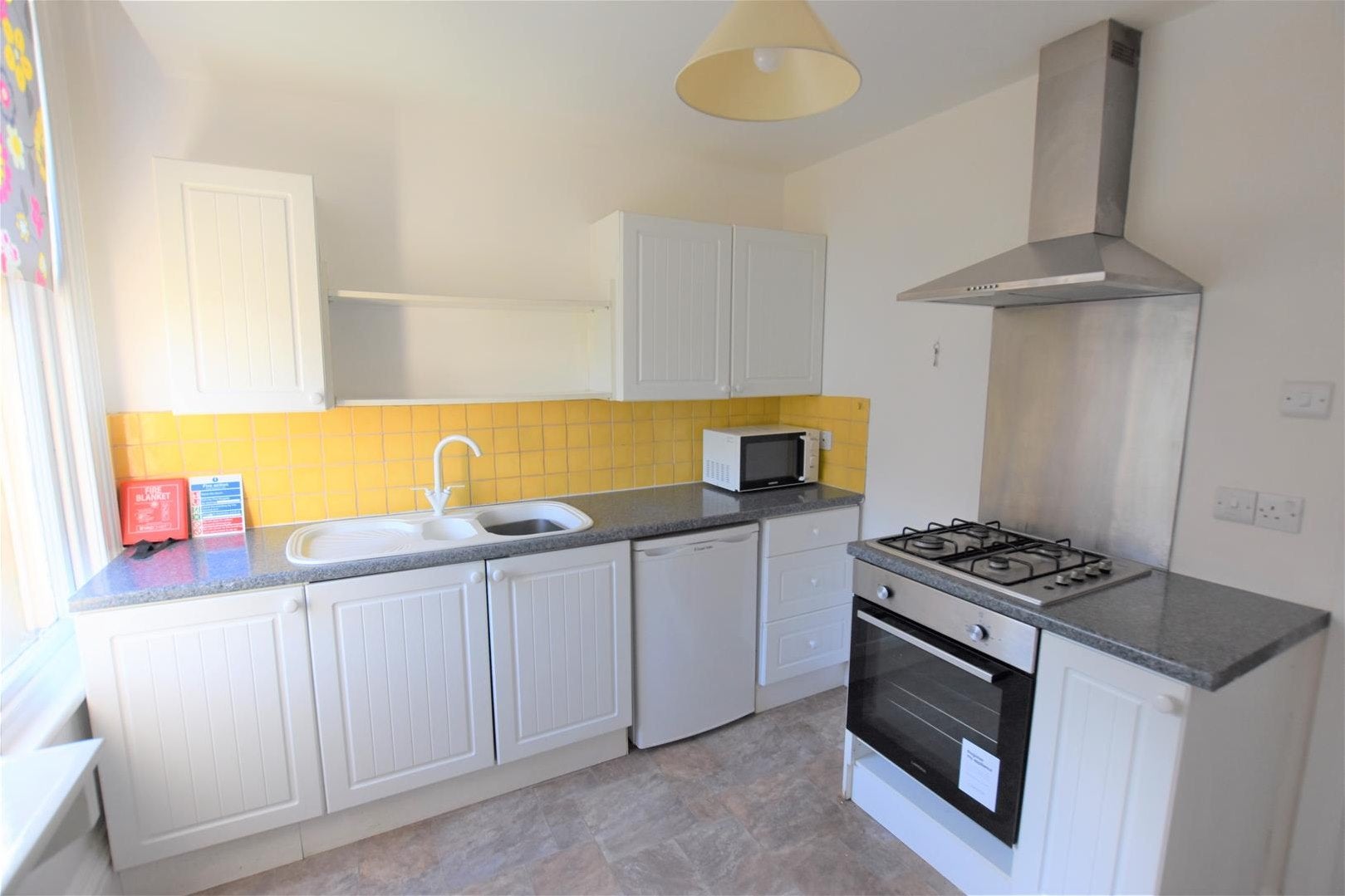 Flat Westbourne Grove in Scarborough