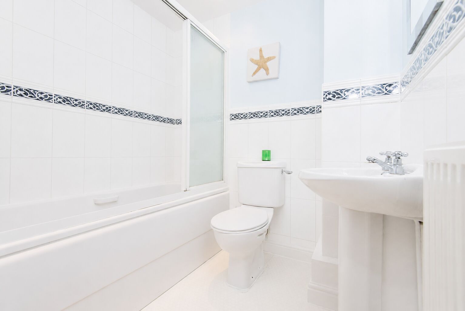 Flat Bewley Street in Greater London