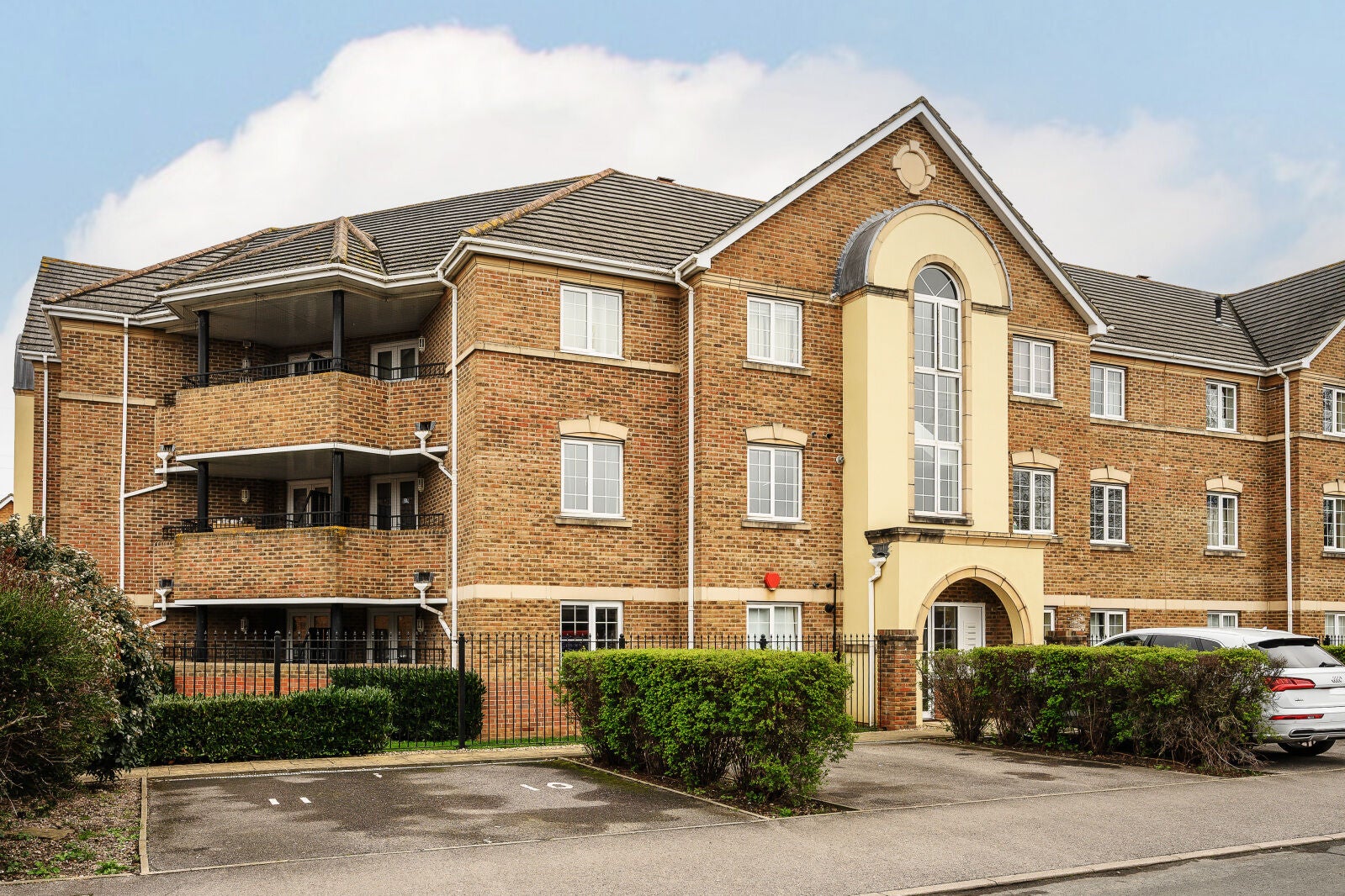 Flat Bewley Street in Greater London