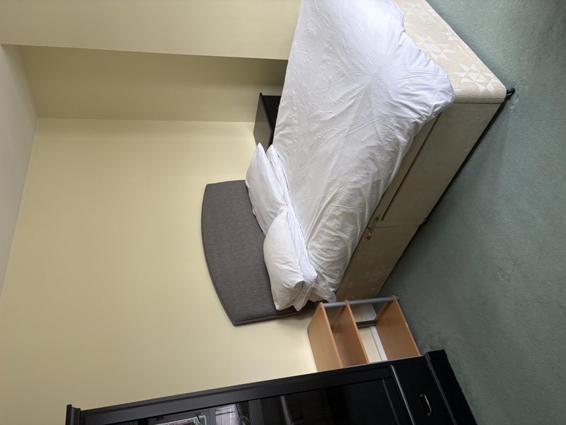 Room Great Western Road in Glasgow