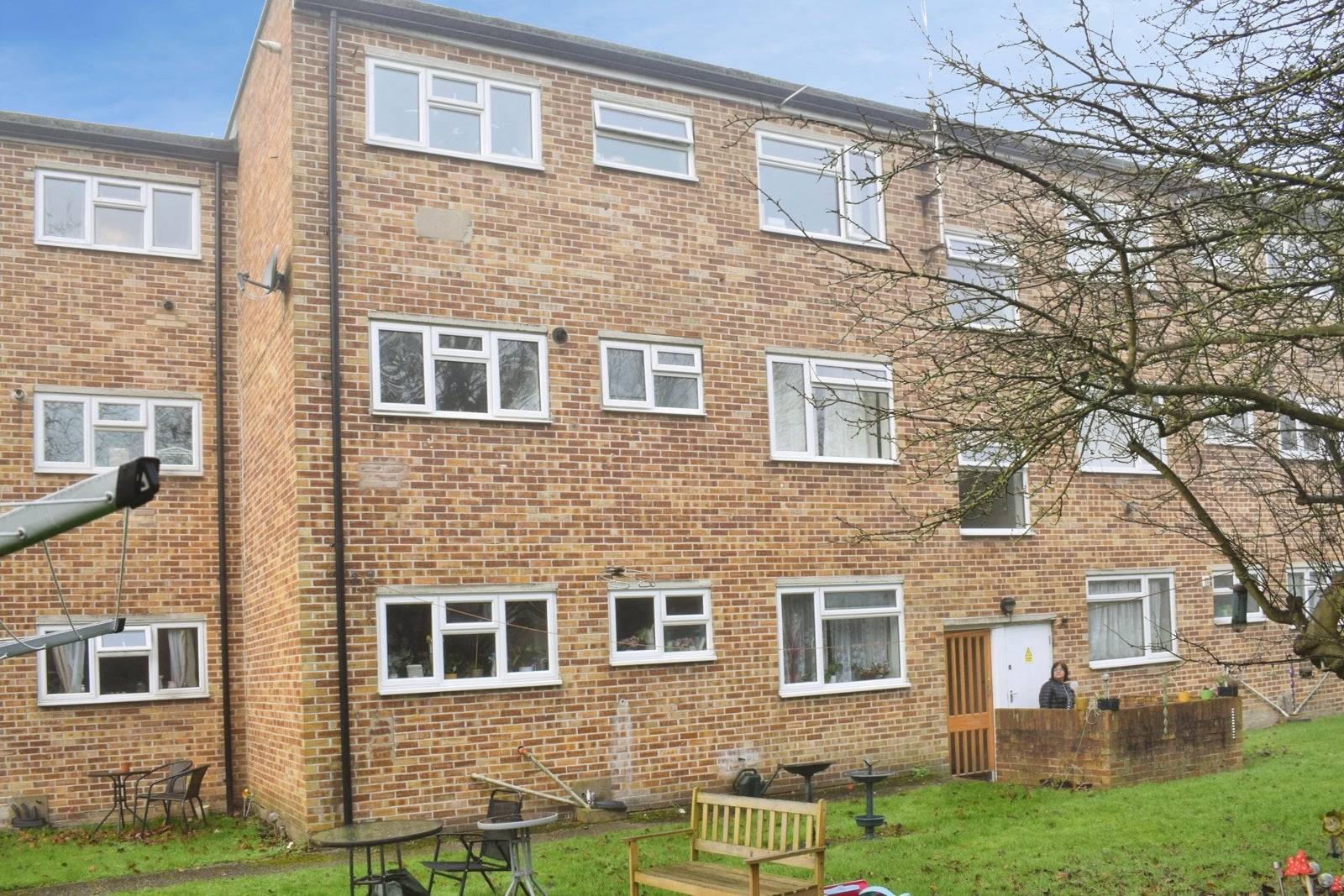 Flat Wyatt Road in Borough of Spelthorne