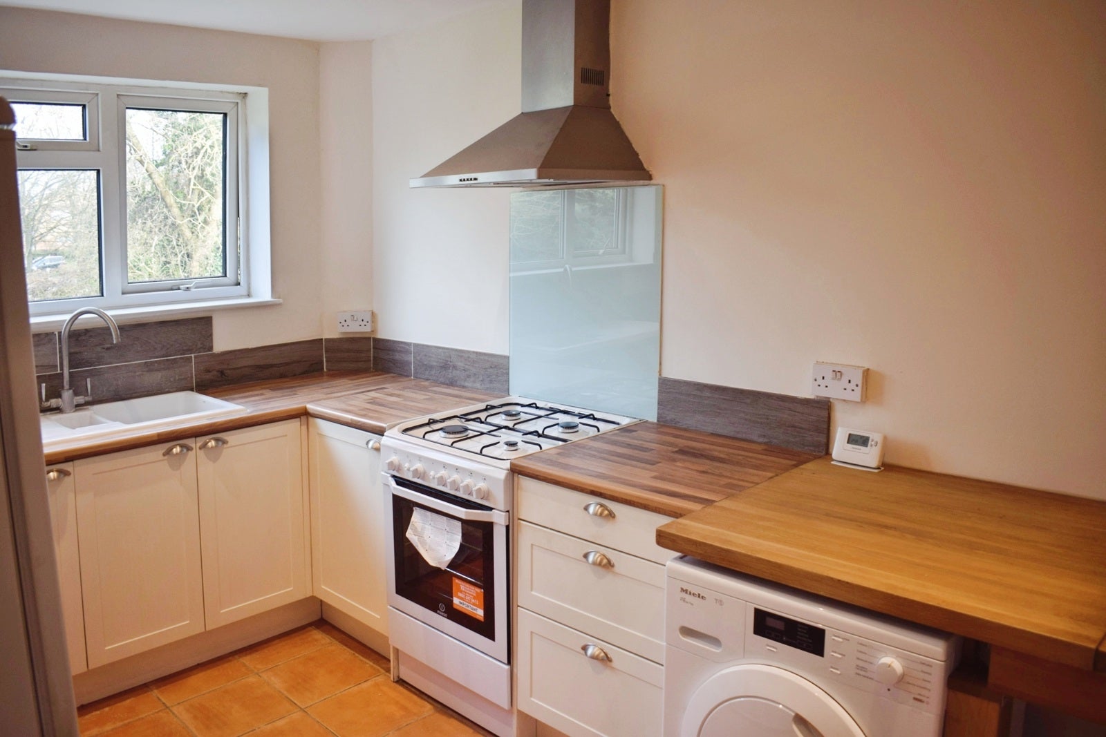 Flat Wyatt Road in Borough of Spelthorne