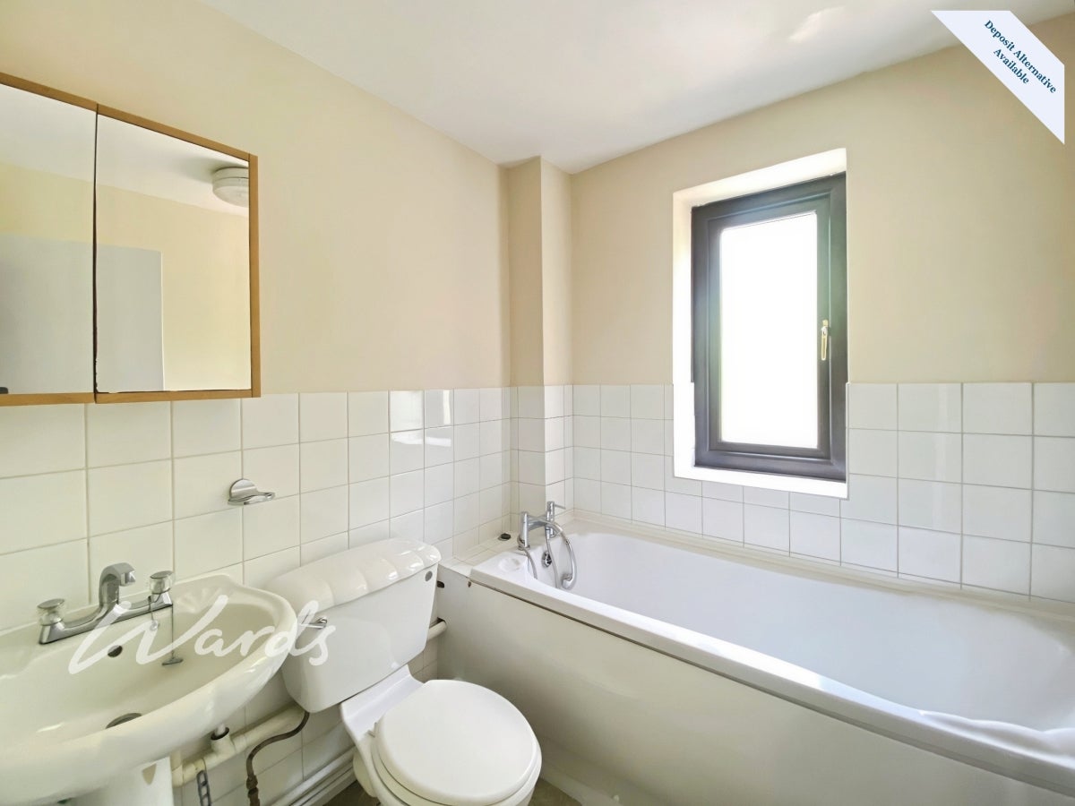 Flat Buckland Hill in Maidstone