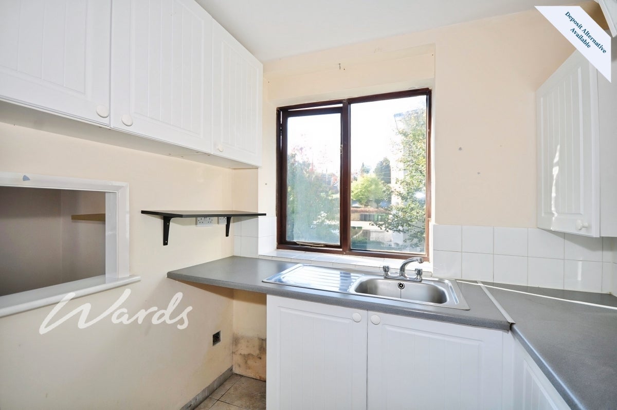 Flat Buckland Hill in Maidstone