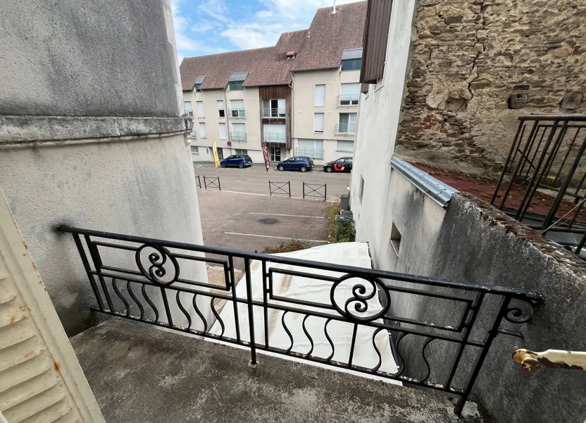 Chambre Rue Edmond Gondinet à Saint-Yrieix-la-Perche