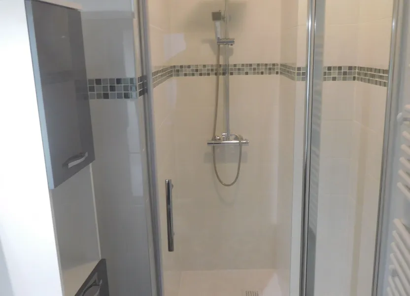 Chambre Rue Edmond Gondinet à Saint-Yrieix-la-Perche