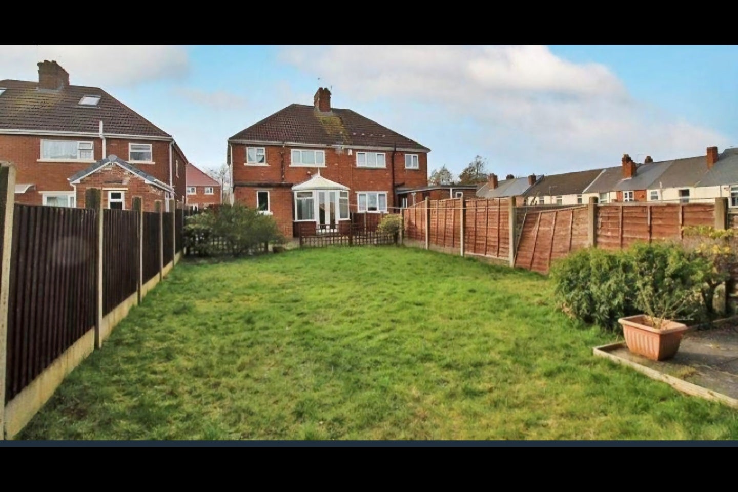 House Jeffrey Avenue in Wolverhampton