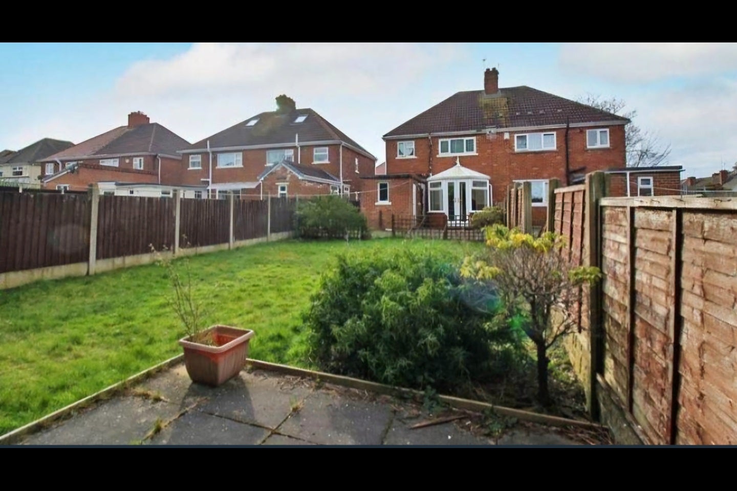 House Jeffrey Avenue in Wolverhampton