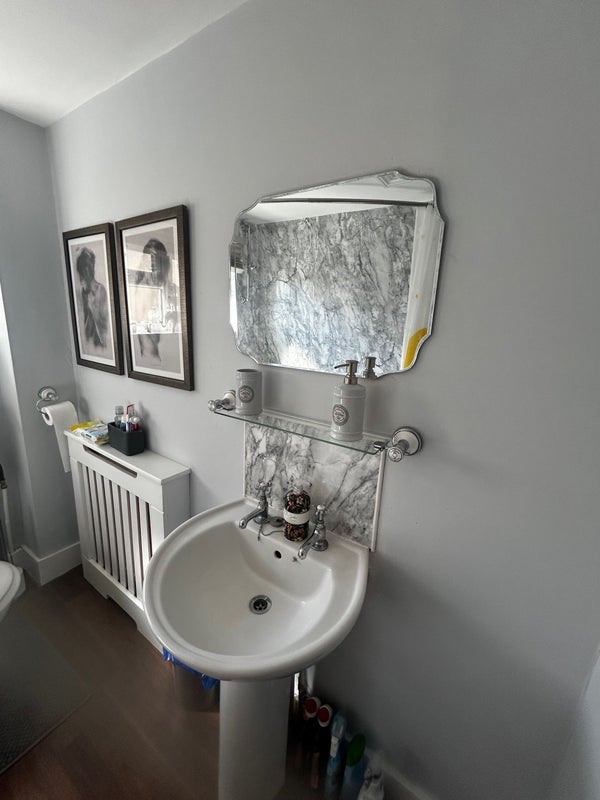 Room Underhill Road in Greater London