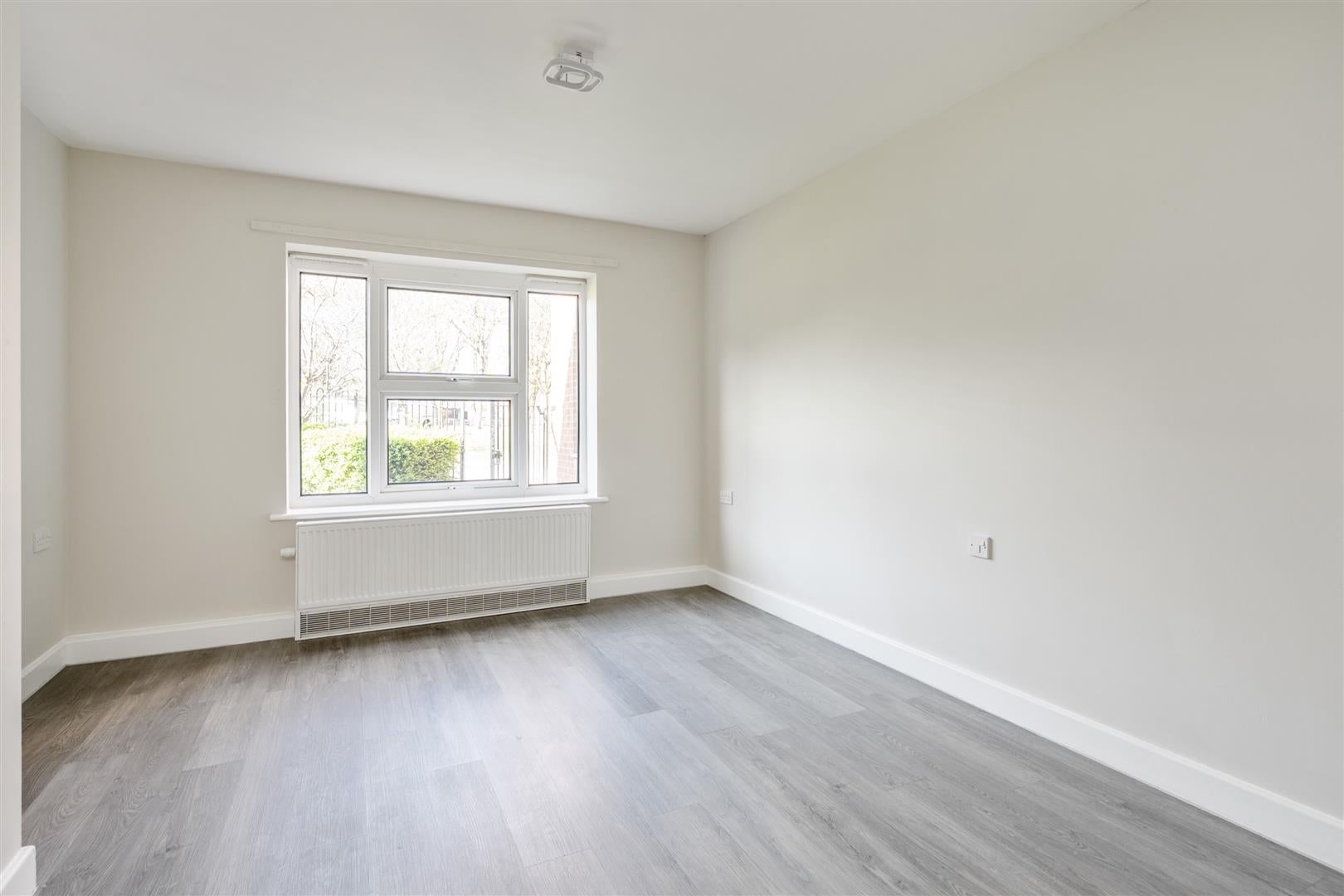 Flat Coyne Close in Sandwell