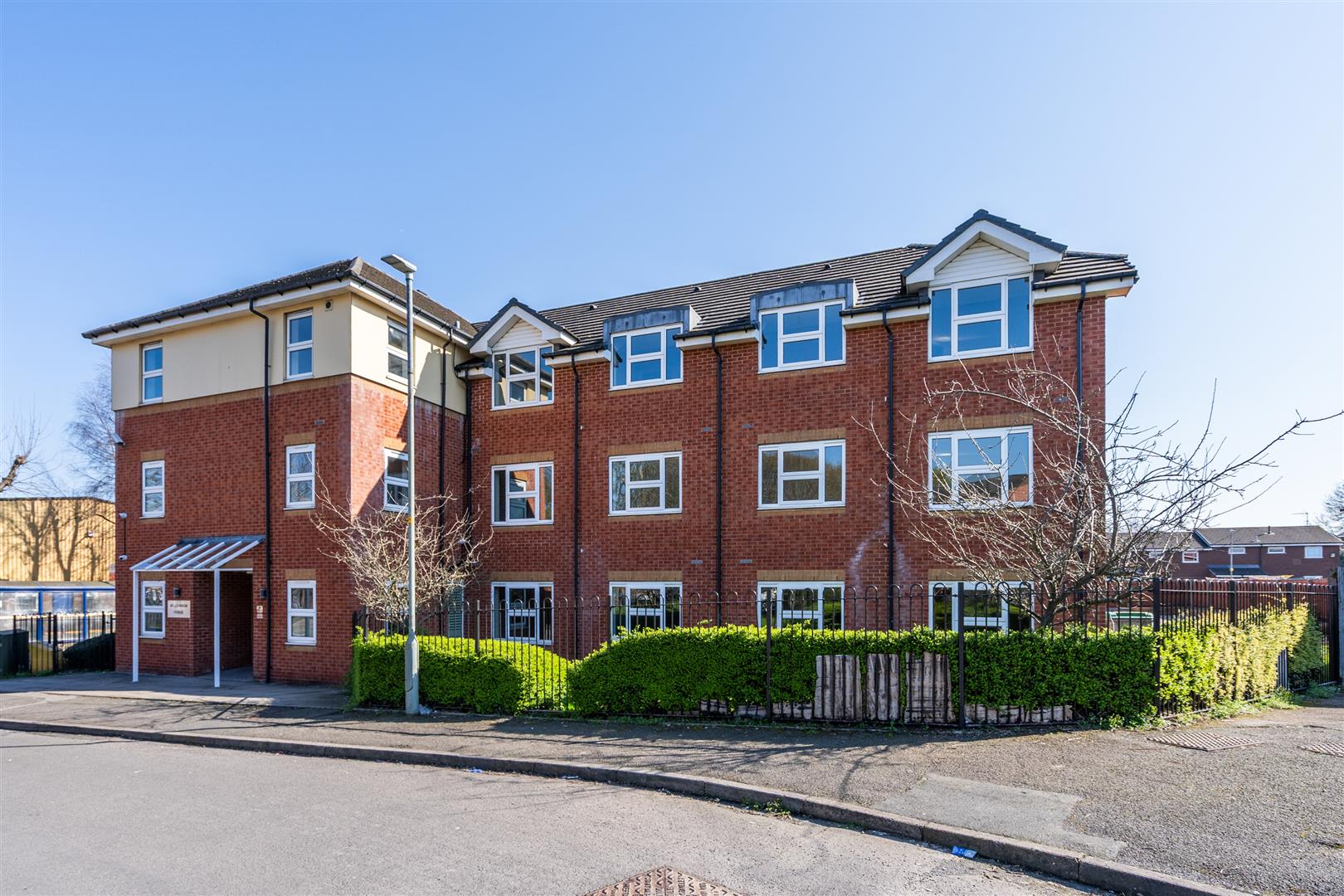 Flat Coyne Close in Sandwell