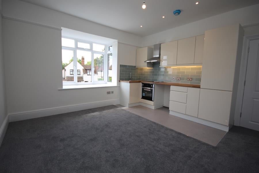 Flat Kingsway in Woking