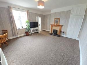 Flat West Ford Road in Bomarsund
