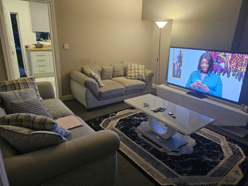 Room Lanchester Road in Birmingham