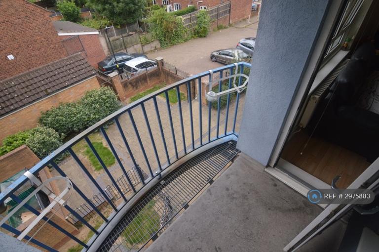 Flat Essington Street in Birmingham