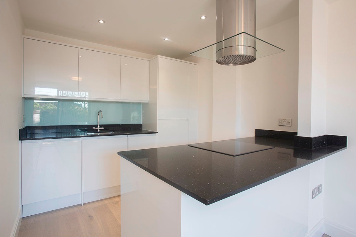 Flat Regent's Park Road in Greater London