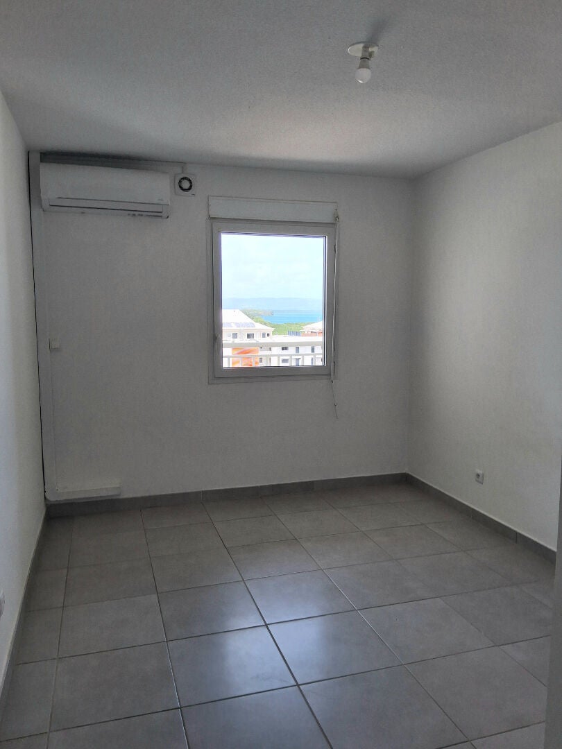 Appartement Rue Moi Laminaire à Fort-de-France