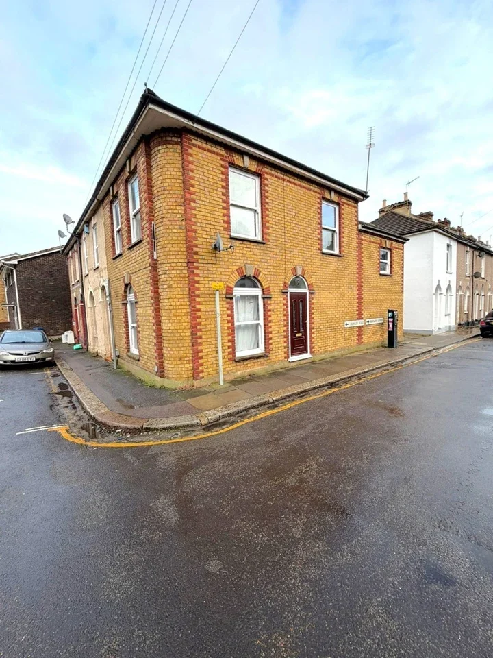 House Bernard Street in Gravesham