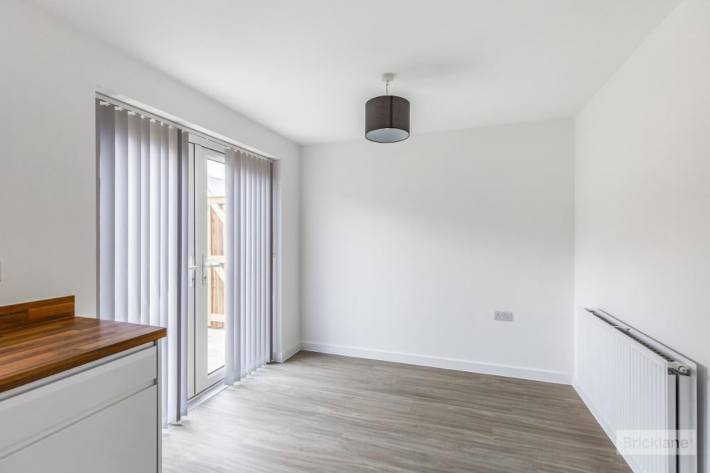 House Reynard Way in Northampton