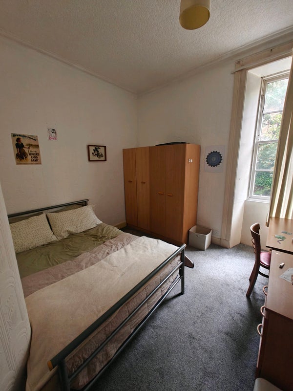 Room White Street in Glasgow