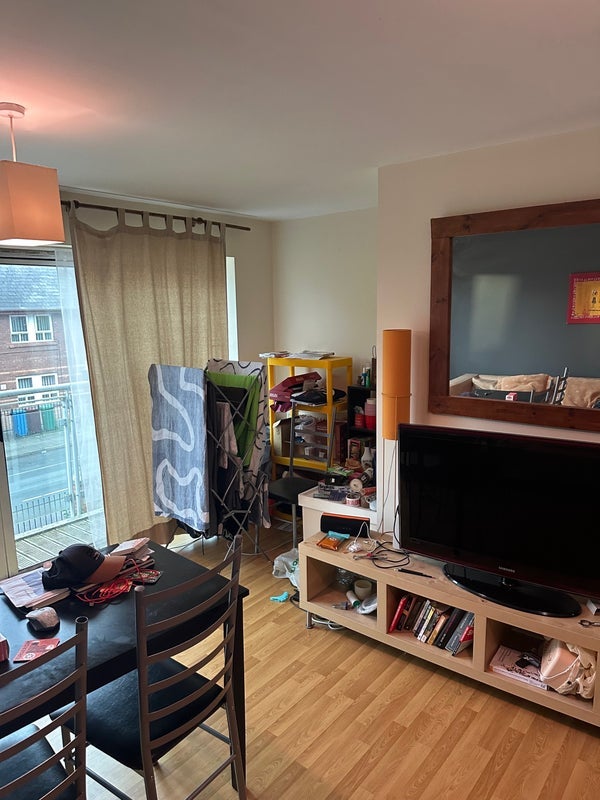 Room Chevassut Street in Manchester