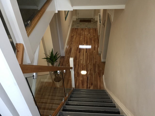 Room Ferngrove East in Bury