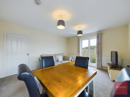 Flat Golwg Y Garreg Wen in Swansea