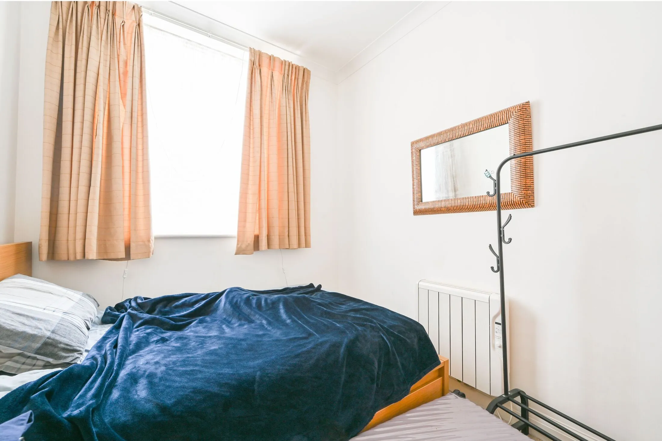 Flat York Road in Greater London