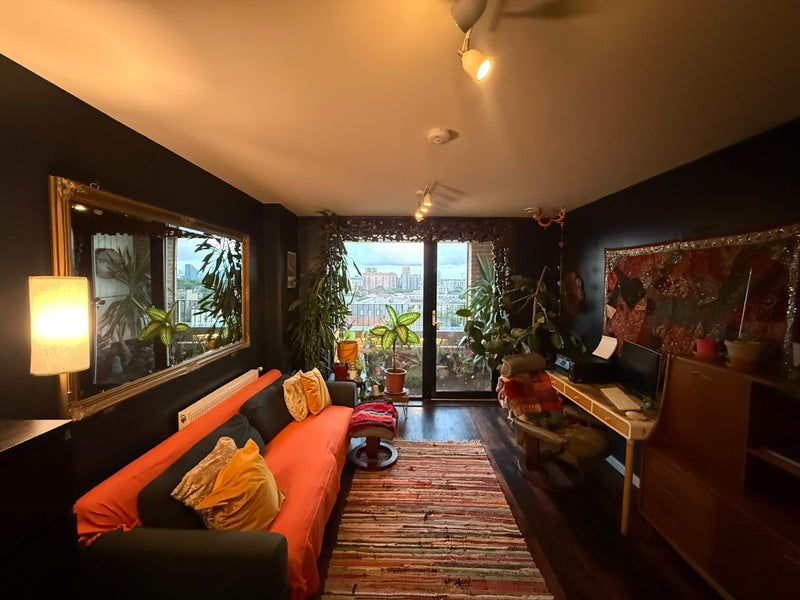 Room Newham Way in Greater London