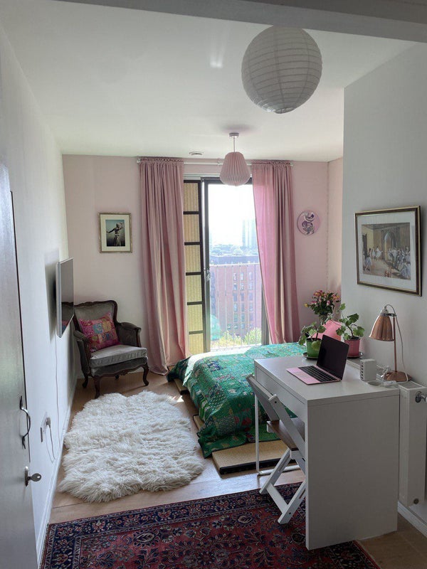 Room Newham Way in Greater London