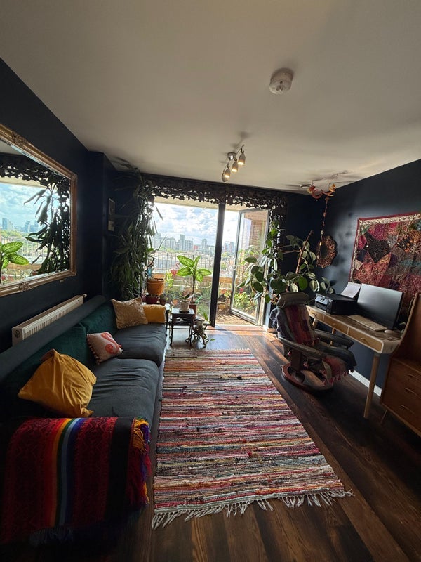 Room Newham Way in Greater London